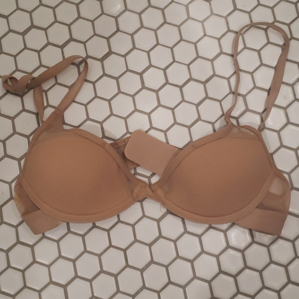 Pepper mesh bra